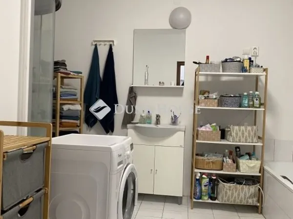 Eladó lakás Siklós 129 nm