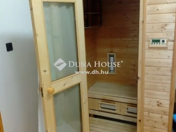 Eladó ház Pécs 140 nm