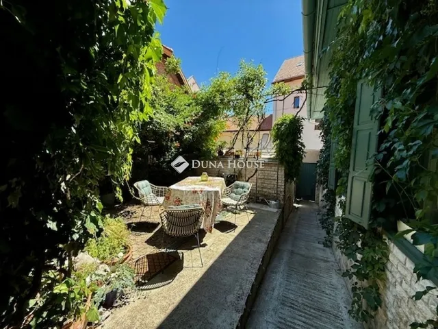 Eladó ház Pécs, Belváros 101 nm