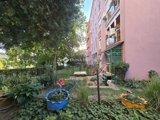 Eladó lakás Pécs, Kertváros 40 nm