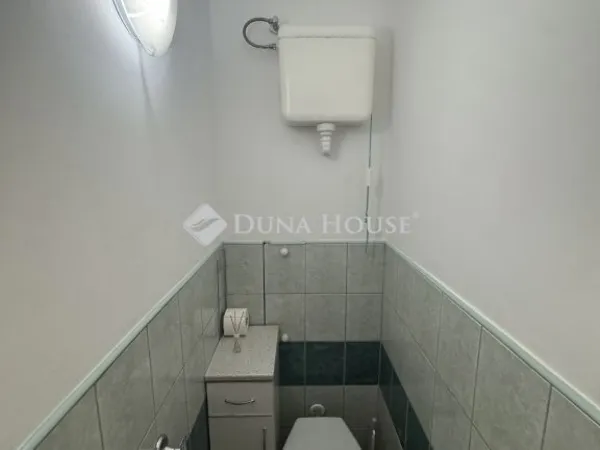 Eladó lakás Pécs, Egyetemváros 64 nm