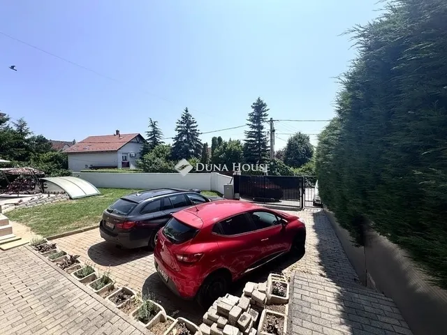 Eladó ház Pécs, Donátus 108 nm