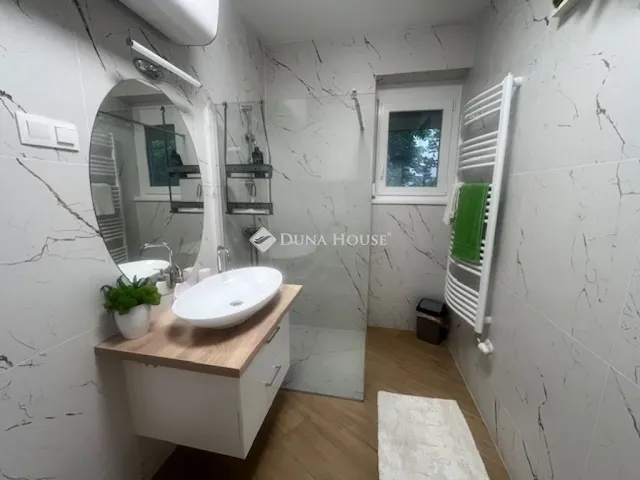 Eladó lakás Pécs, Belváros 122 nm