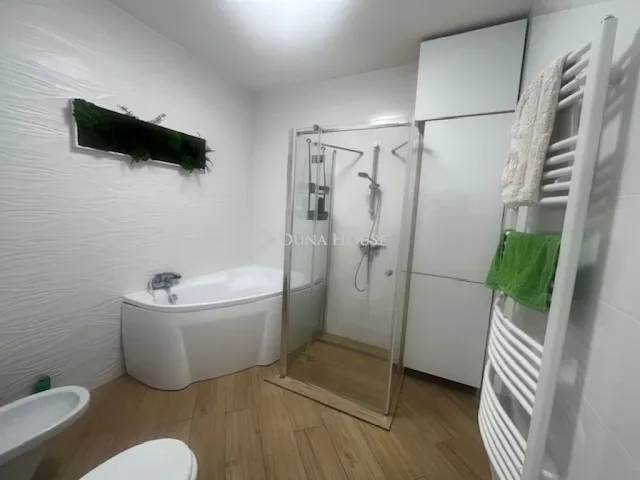 Eladó lakás Pécs, Belváros 122 nm