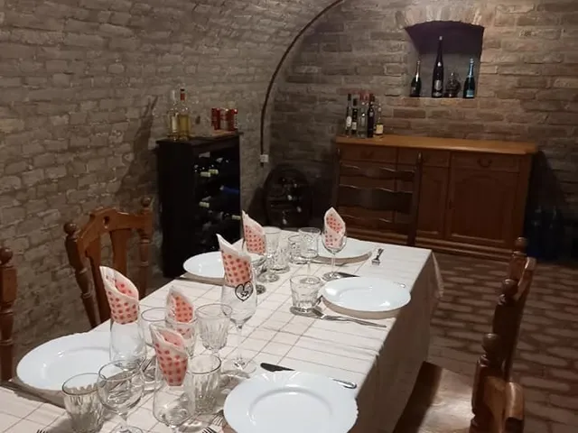 Eladó ház Alsónyék 326 nm