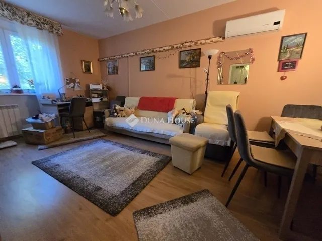 Eladó lakás Pécs, Kertváros 40 nm