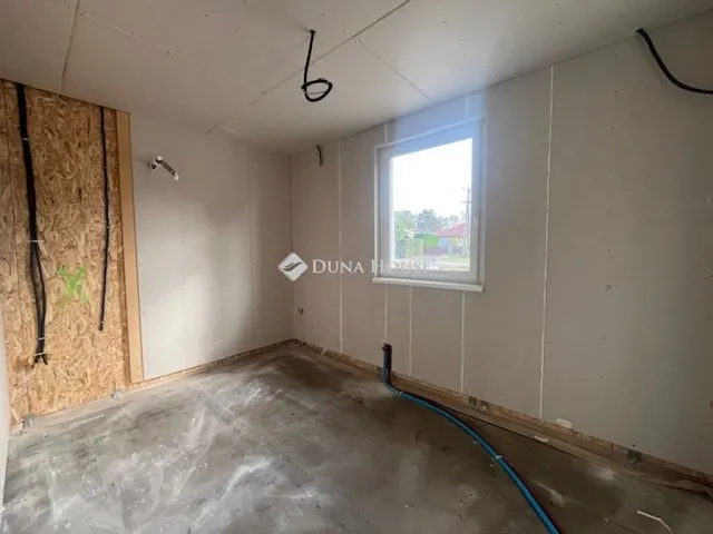 Eladó ház Kozármisleny 89 nm