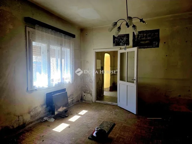 Eladó ház Pécs 90 nm