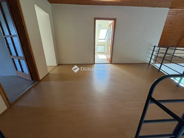 Eladó ház Görcsöny 213 nm