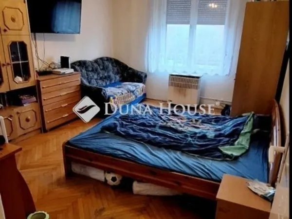 Eladó lakás Pécs, Uránváros 53 nm