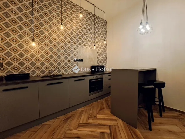 Kiadó lakás Pécs 46 nm