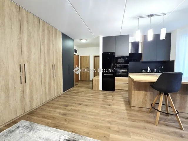 Eladó lakás Pécs, Kertváros 56 nm