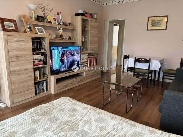 Eladó lakás Pécs, Kertváros 58 nm