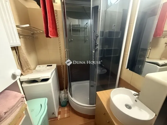 Eladó lakás Pécs, Egyetemváros 52 nm