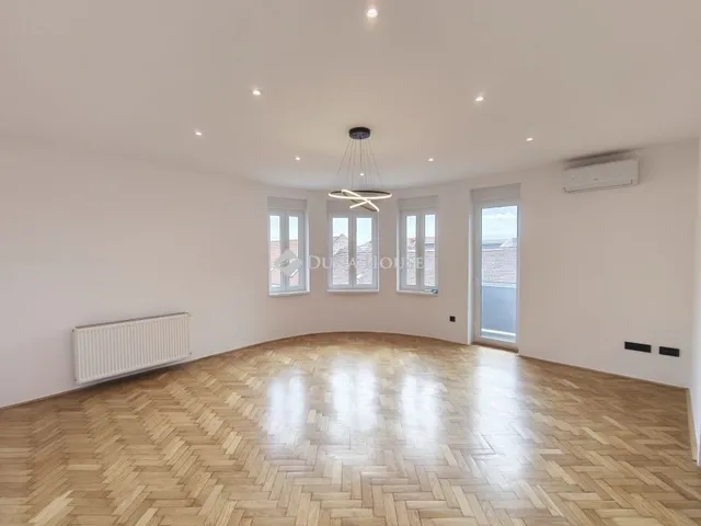 Eladó lakás Pécs, Belváros 129 nm