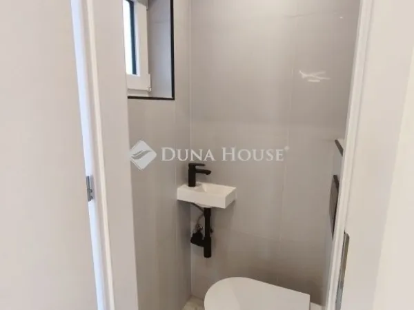 Eladó lakás Pécs, Belváros 129 nm