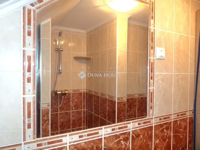 Eladó ház Kozármisleny 180 nm