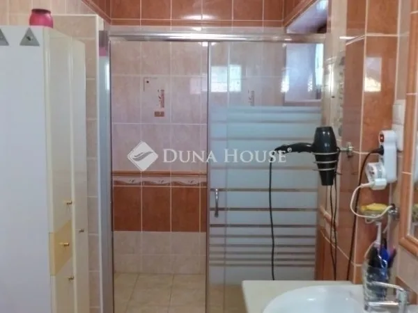 Eladó ház Kozármisleny 180 nm