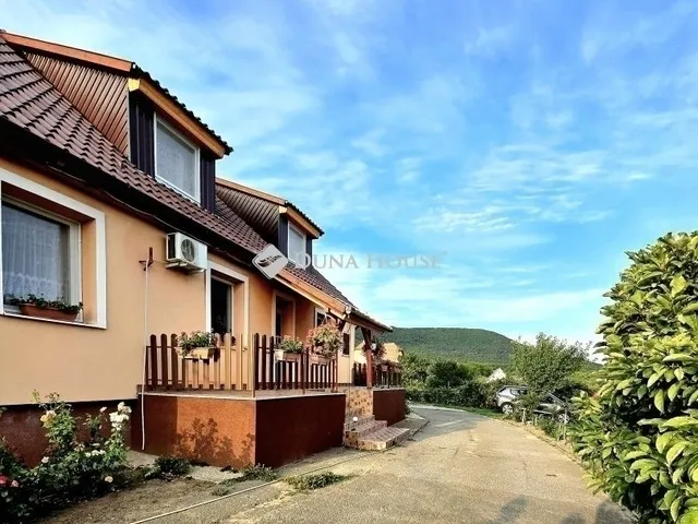 Eladó ház Kővágószőlős 104 nm