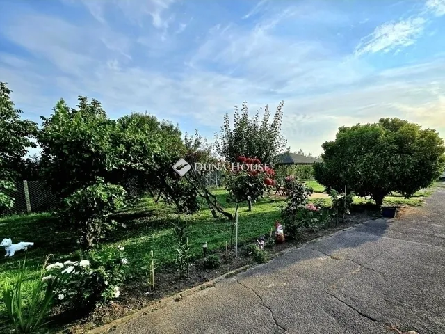 Eladó ház Kővágószőlős 104 nm