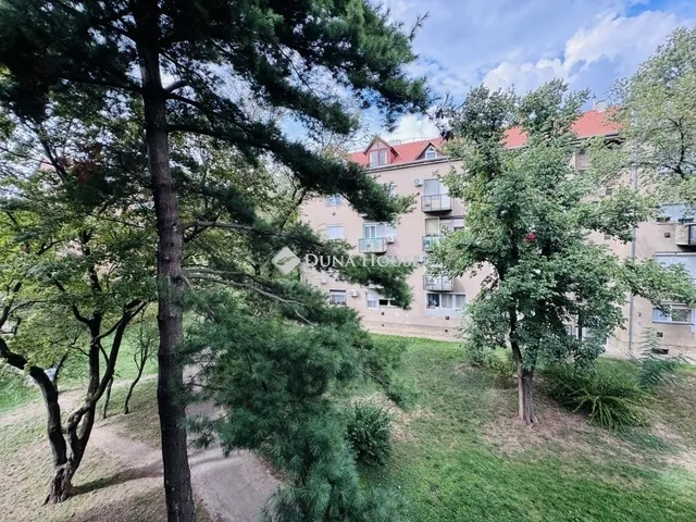 Eladó lakás Pécs, Uránváros 39 nm