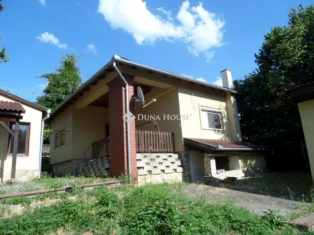 Eladó ház Pécs, Postavölgy 191 nm