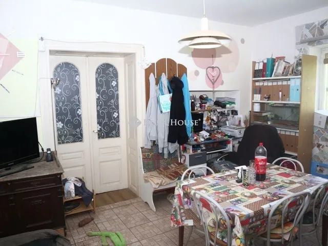 Eladó ház Pécs, Hird 150 nm