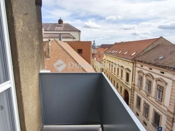 Eladó lakás Pécs, Belváros 129 nm