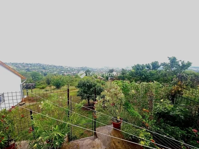 Eladó ház Pécs 45 nm