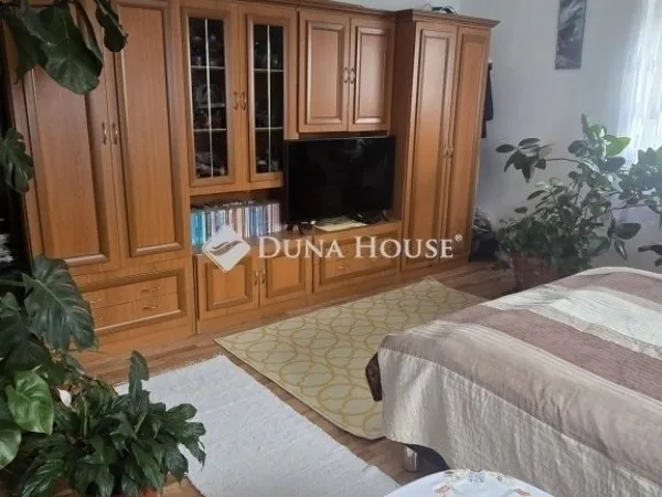 Eladó ház Pécs 45 nm