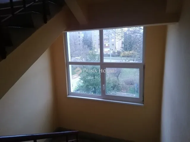 Eladó lakás Pécs, Uránváros 53 nm