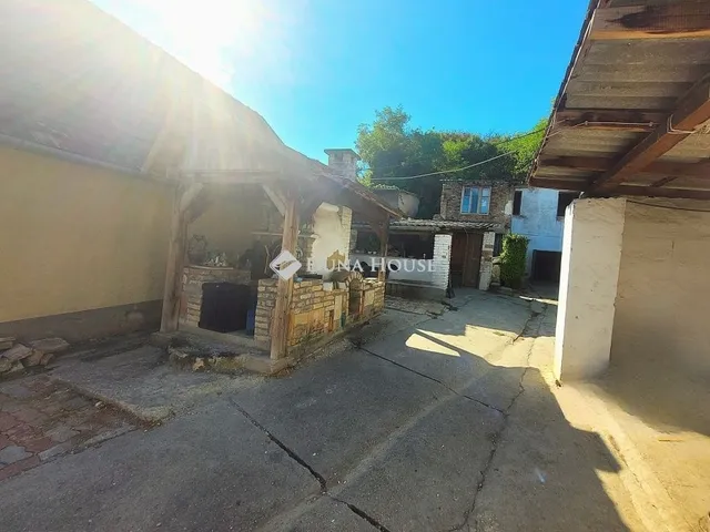 Eladó ház Dunaszekcső 121 nm