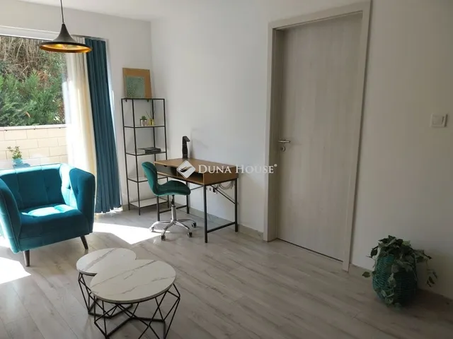 Kiadó lakás Pécs, Egyetemváros 55 nm