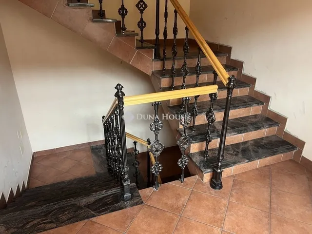 Eladó lakás Pécs, Belváros 85 nm
