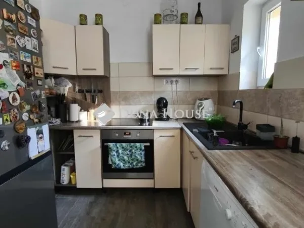 Eladó ház Pécs 72 nm