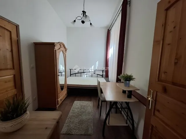 Eladó lakás Pécs 65 nm