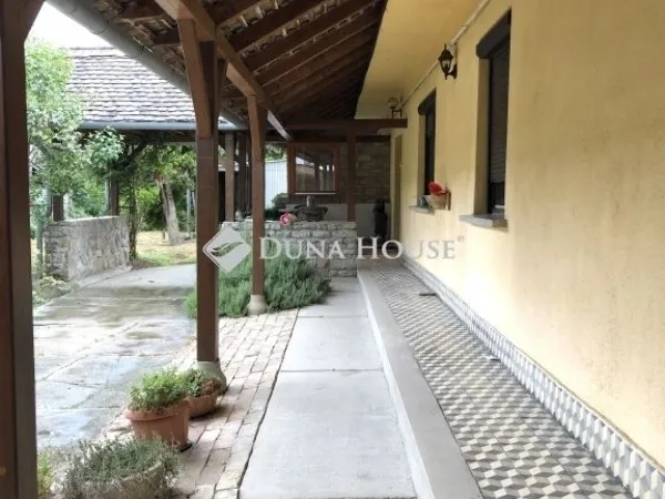 Eladó ház Majs 80 nm