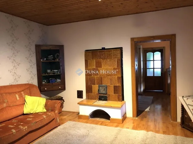 Eladó ház Majs 80 nm
