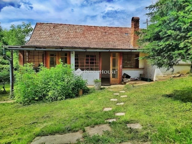 Eladó ház Pécs, Vasas 85 nm