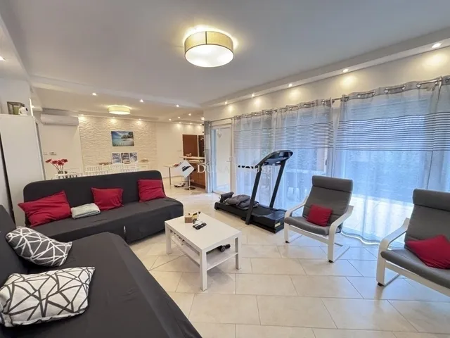 Eladó ház Nagykozár 150 nm