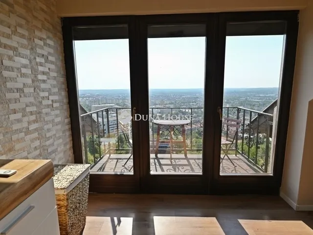 Eladó ház Pécs, Mecsekoldal 147 nm