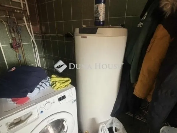 Eladó ház Pécs 376 nm