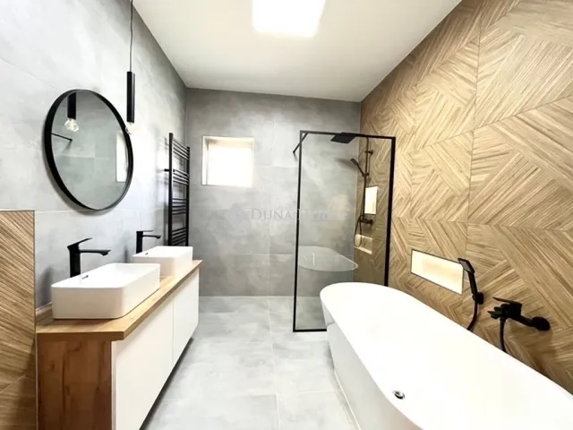 Eladó lakás Pécs 67 nm