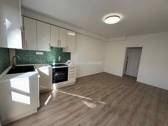 Eladó lakás Pécs, Kertváros 52 nm