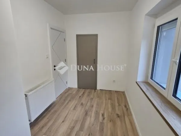 Eladó ház Pécs, Kertváros 65 nm