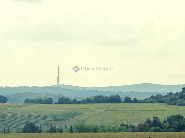 Eladó telek Hosszúhetény 3500 nm