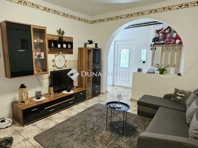 Eladó ház Baksa 126 nm