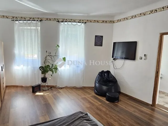 Eladó ház Baksa 126 nm