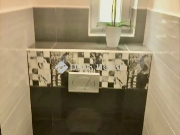 Eladó lakás Pécs 89 nm