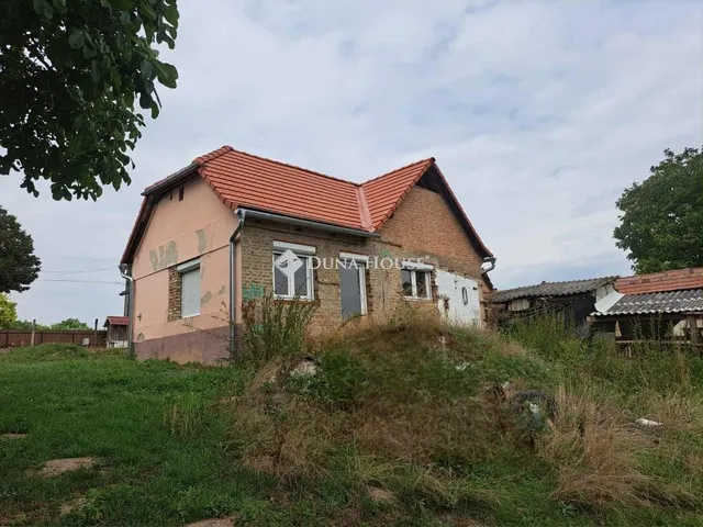 Eladó ház Töttös 62 nm